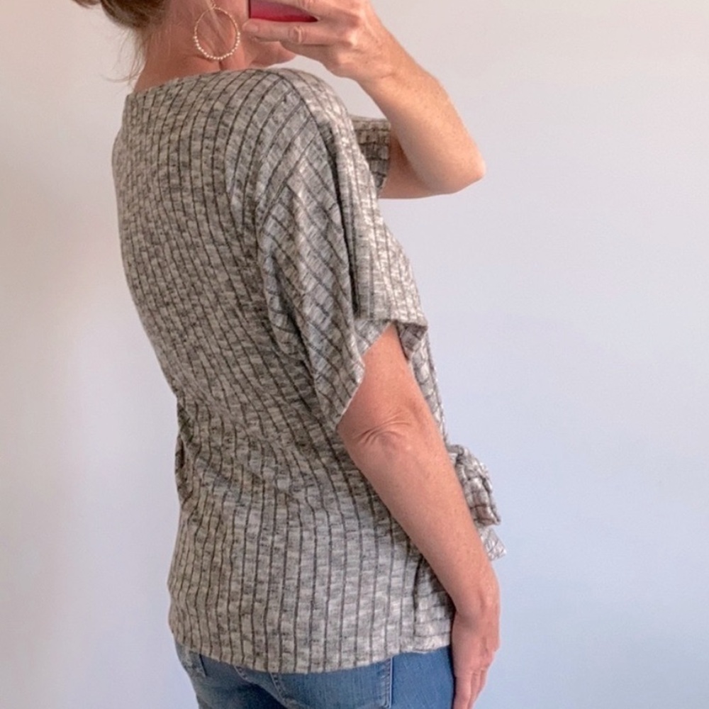 Marbled Grey Color Side Tie Top - Picture 7 of 7